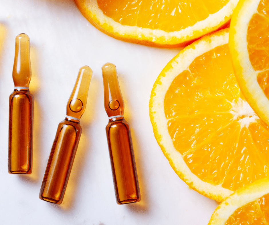 Hydrophilic active molecules, such as vitamin C, can penetrate the dermis through temporal pressure-induced tiny micropores (3um2).