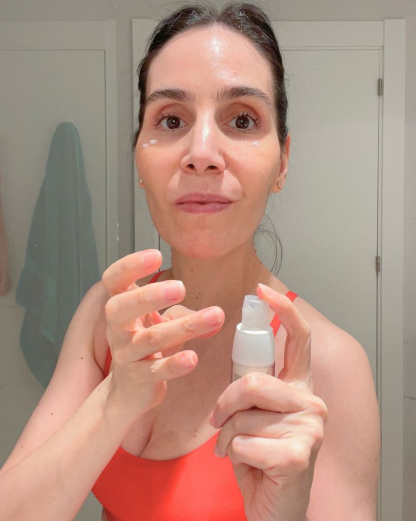 contorno de ojos rosácea ocular